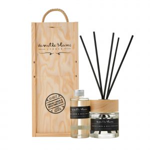 Набор ароматический Vanilla Blanc "Лен и драгоценное дерево" 200 мл